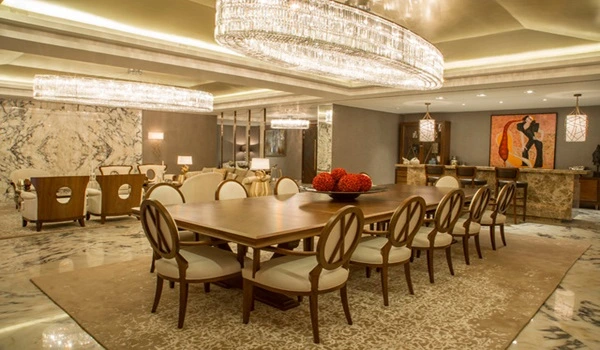 Brigade Silvercrest Dining Area